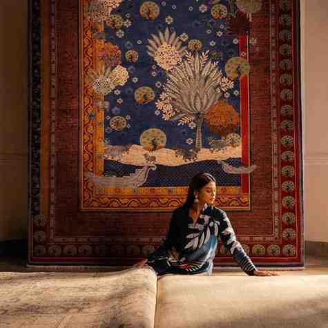 Nisha Kaleen Hand Knotted Woollen Viscose And Silk Rug